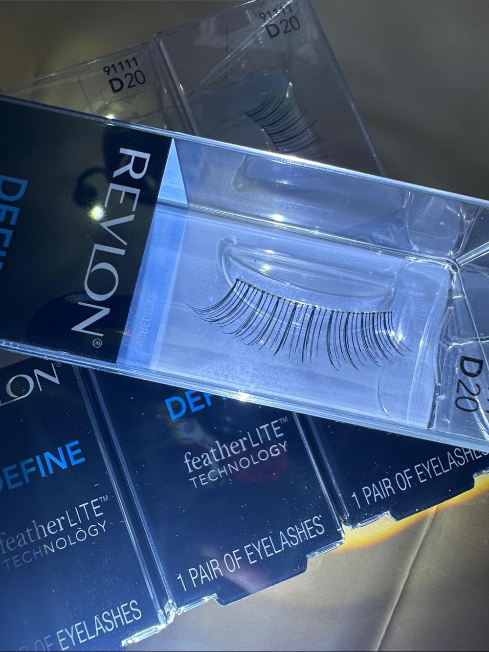 Revlon lash bundle - Picture 5 of 5